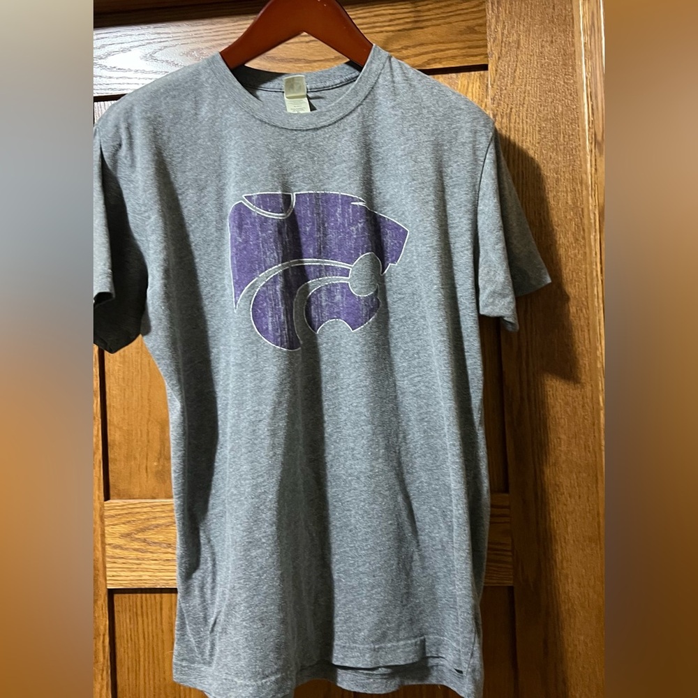Agenda Heather Gray Kstate Wildcats Tee
